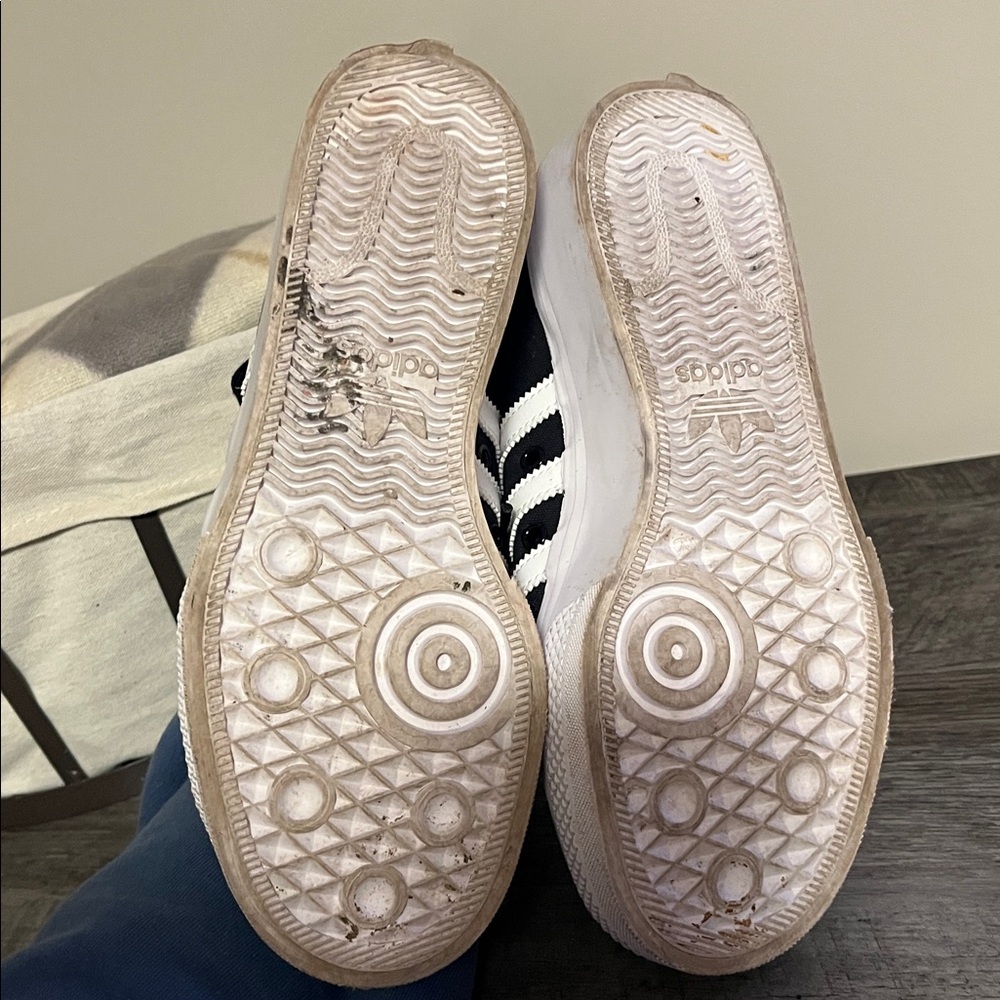 Woman’s platform adidas - size 6.5 - black & white. Used, good condition. - Picture 3 of 4